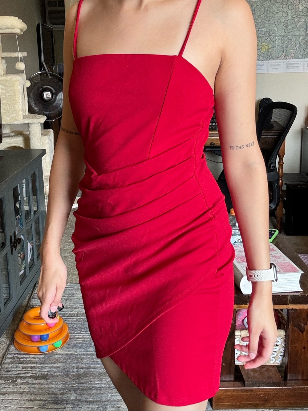 Windsor Classic Red Spaghetti-Strap Bodycon Dress with Ruching
